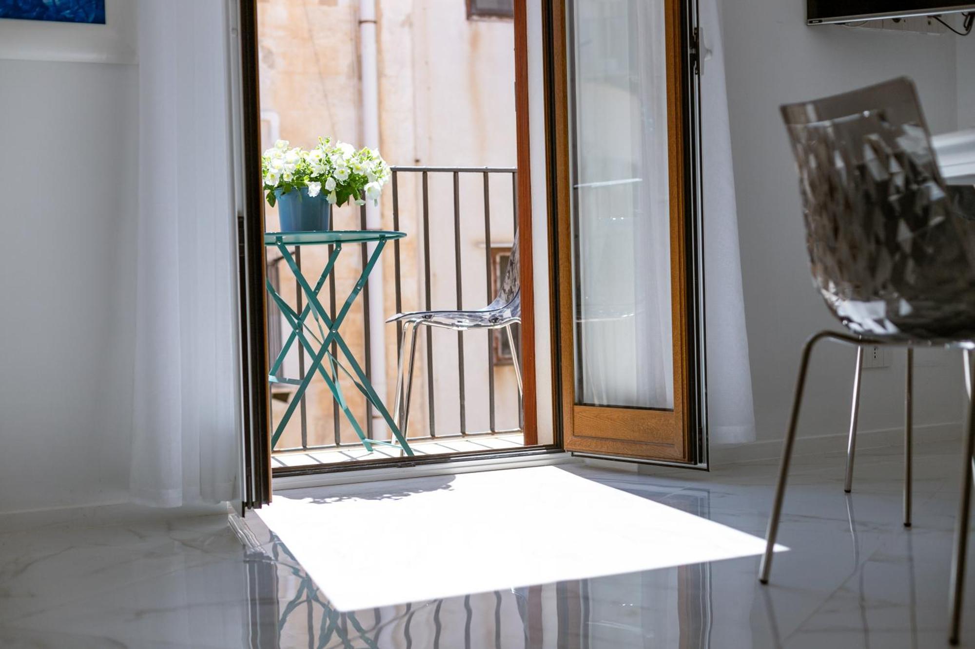 30 Balcone Bordonaro Lejlighed Cefalù Eksteriør billede